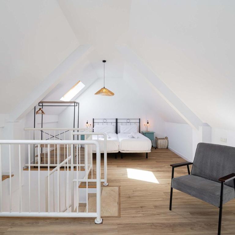 Modern Duplex - 10 Min Walk to City Center - Apartamento - 1