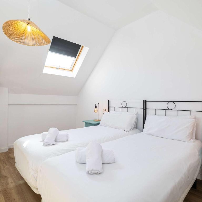 Modern Duplex - 10 Min Walk to City Center - Apartamento - 7