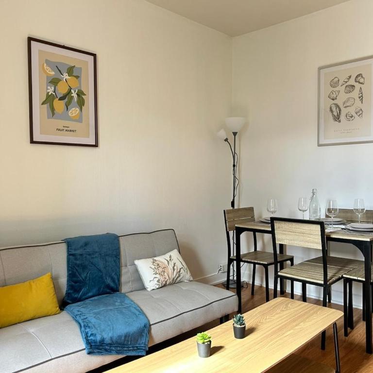 Le Tilleul, à 5min à pied de la Gare - One-Bedroom Apartment - 11