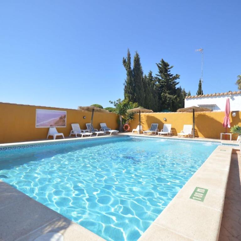 Casa Samuel con piscina comunitaria y porche - Casa de 2 dormitorios - 2