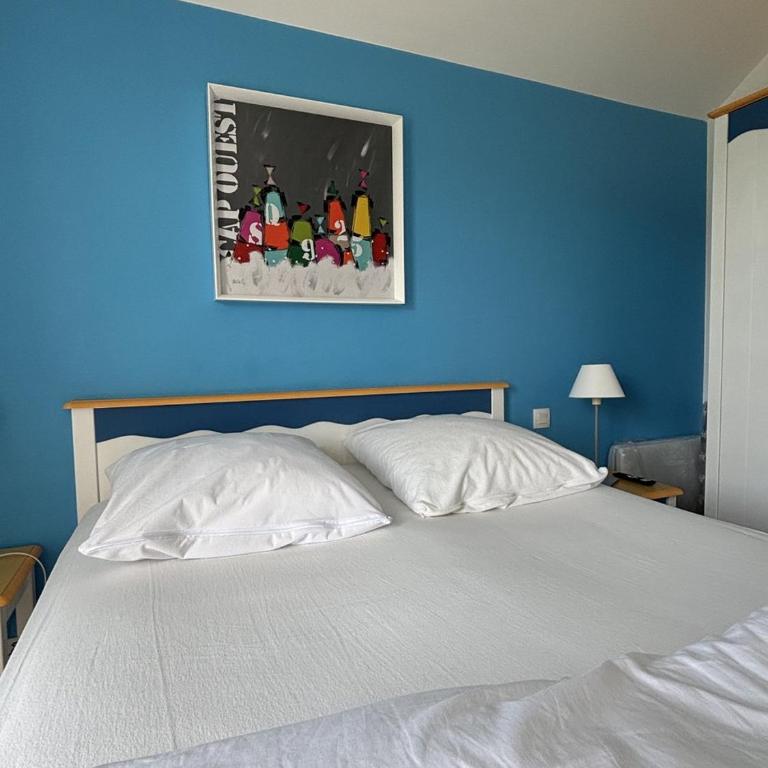 "LA MAISON DU BOCAGE" Maison 6 personnes, accès piscines gratuit, résidence privée au coeur d'un golf - Maison 2 Chambres - 17