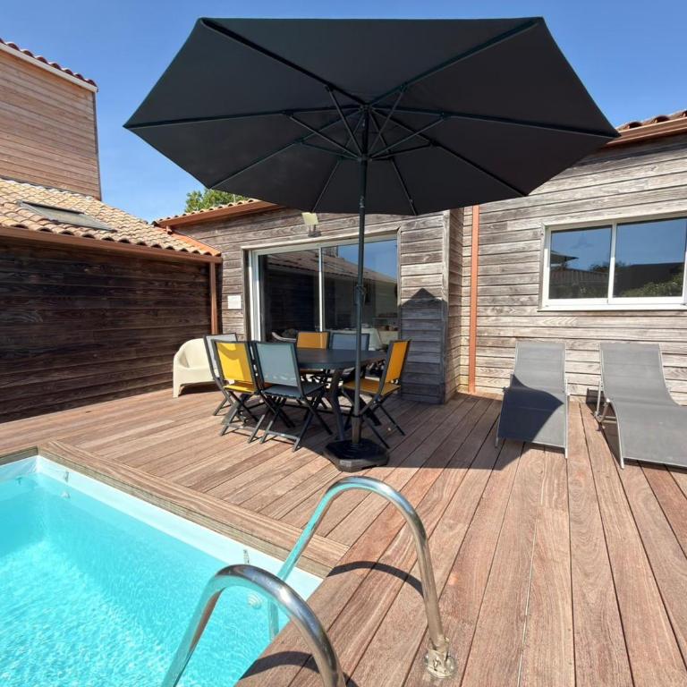 "AU BOIS DES AILES" Maison 6 personnes, internet wifi, piscine chauffée, jardin cosy - Maison 3 Chambres - 4