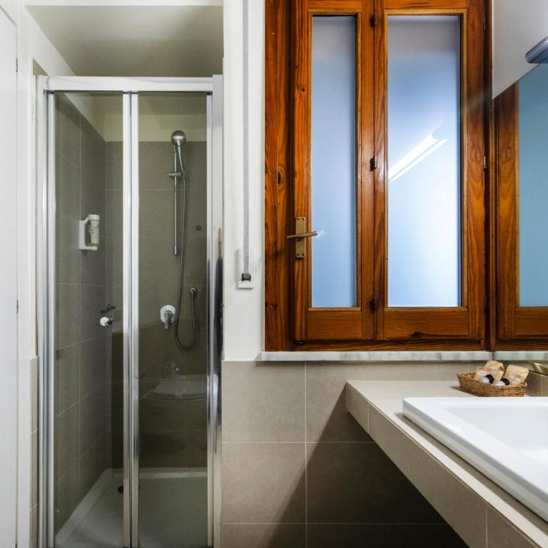 Marbela Apartments & Suites - Executive Apartment - 9