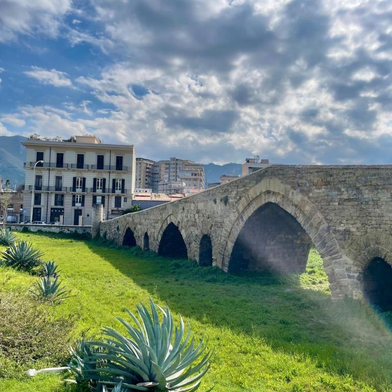Palazzo Scardina - Two-Bedroom Apartment - 18