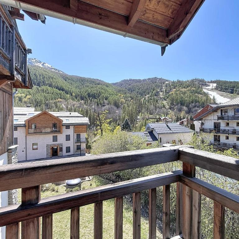 L'Eterlou by Mountain Collection Immobilier - 3 Pièces 2 chambres Confort 6 pers N°205 double balcon - 8