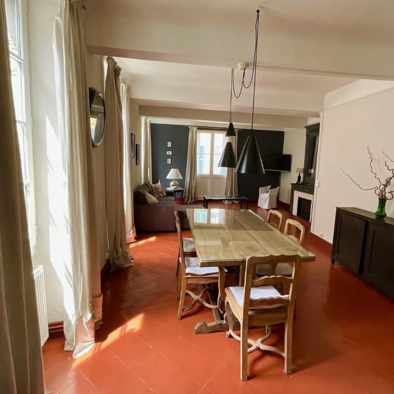 Le Clos Saint Michel - Duplex Apartment - No Pets Allowed - 9