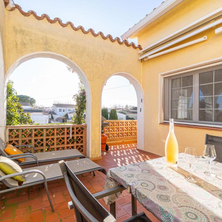 RESIDENCIA ALBERES -Apartamento completo con piscina, barbacoa, parking- C - Apartamento de 2 dormitorios - 15