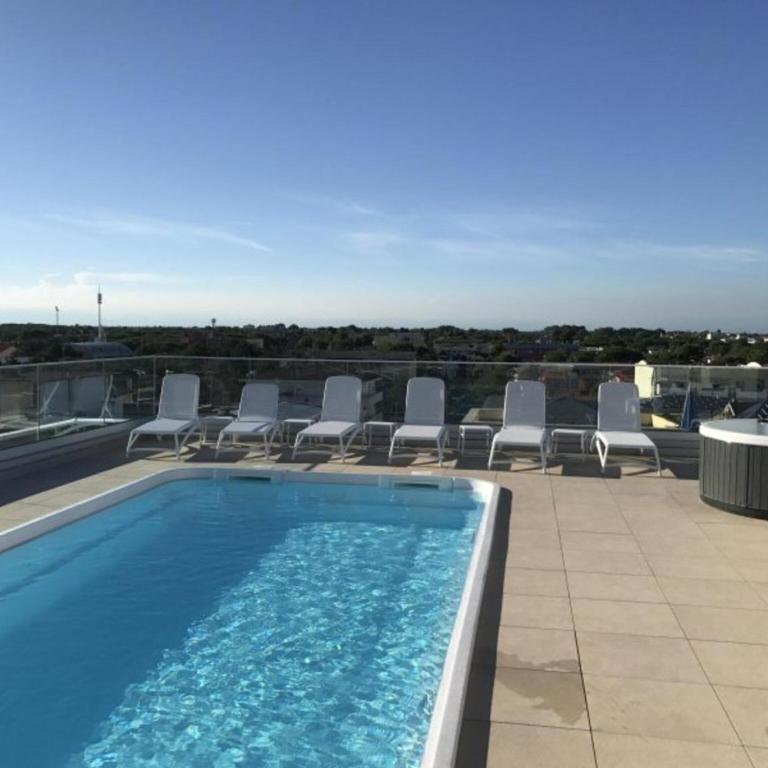 Contemporary accommodation with pool - Appartamento - 15
