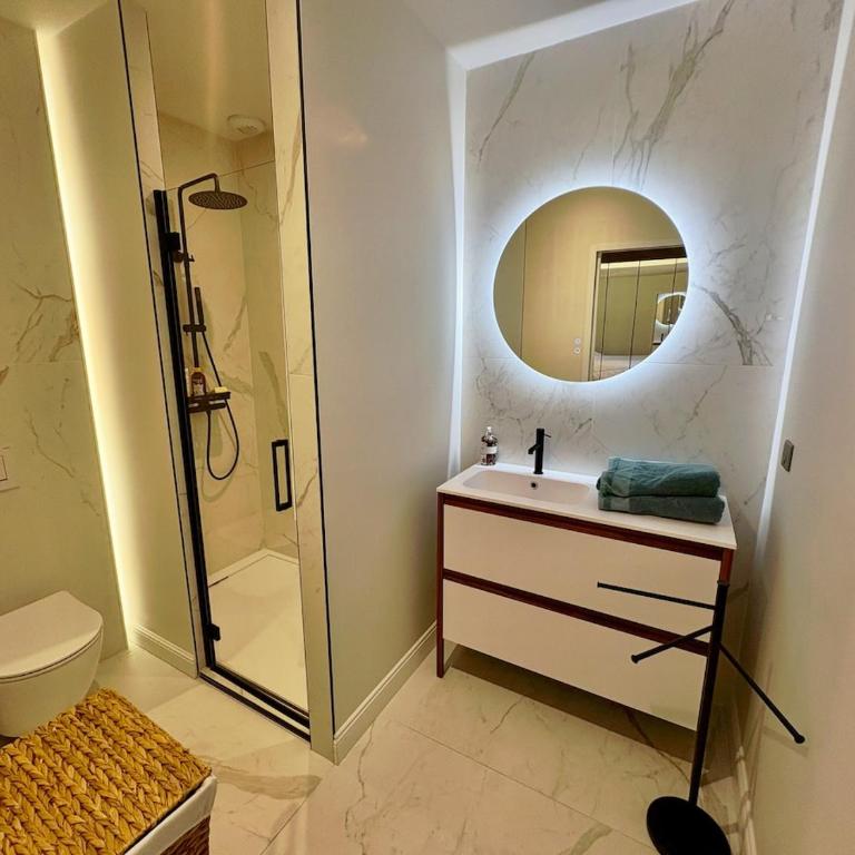 VillaNeuve 4-6 people full center pool parking Wi-Fi - Villa con 2 Camere da Letto - 2