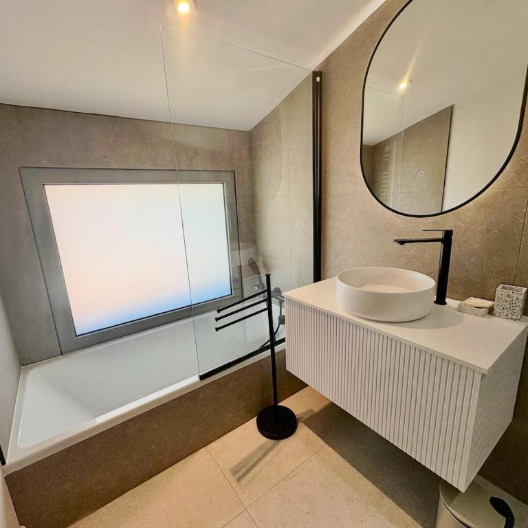 VillaNeuve 4-6 people full center pool parking Wi-Fi - Villa con 2 Camere da Letto - 10