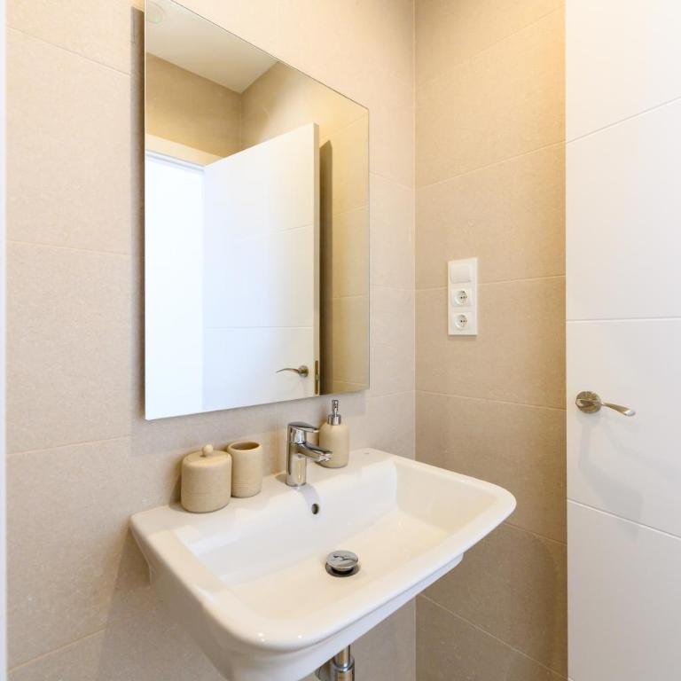 SDB1L2 - Piso de 1 dormitorio en Tetuán, Madrid - One-Bedroom Apartment - 17