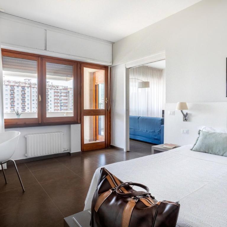 Marbela Apartments & Suites - Deluxe Apartment - 16