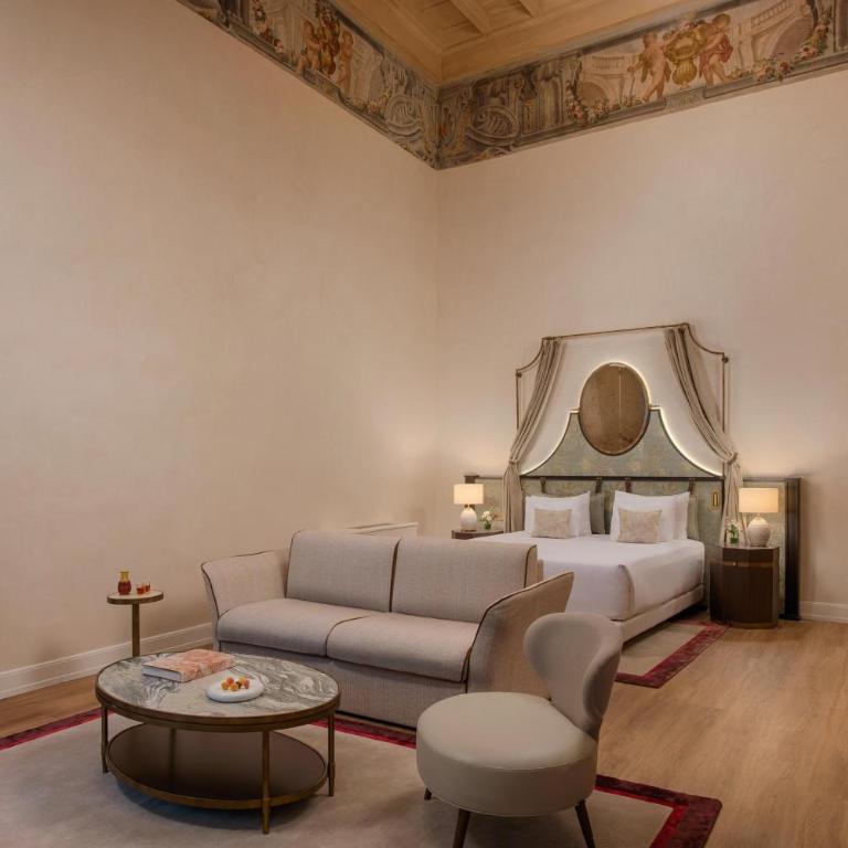 Porta Rossa Hotel Firenze, Colbert Collection - Amici Miei Junior Suite With Frescos - 2