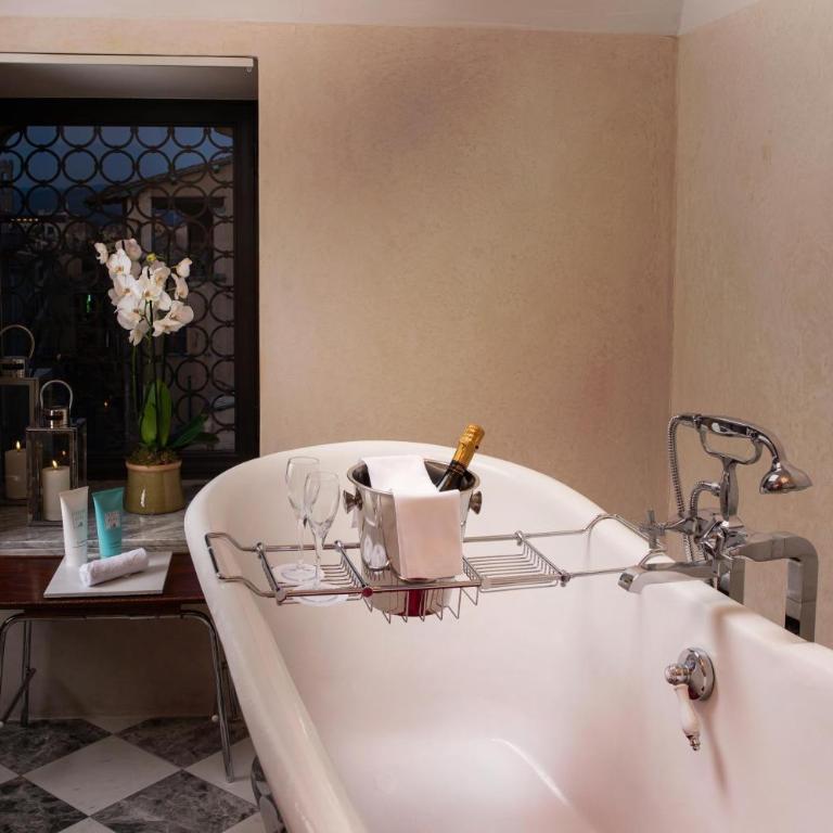Porta Rossa Hotel Firenze, Colbert Collection - Torre Monalda Suite - 5