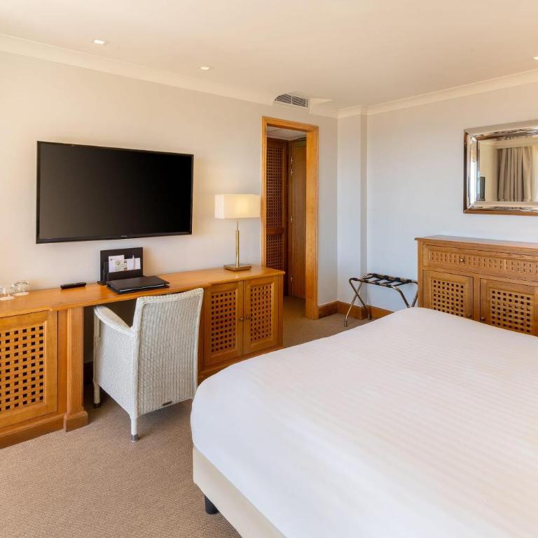 Best Western Premier Montfleuri - Grande Chambre Lits Jumeaux Prestige avec Terrasse et Baignoire - Non-Fumeurs - 1