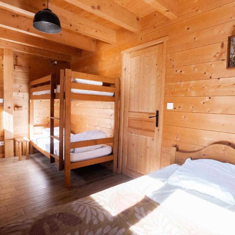 Le chalet d'en ô-Gîte et restaurant - Appartement - 6