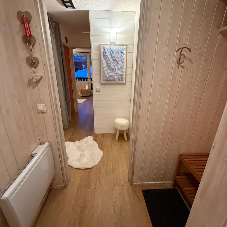 Meribel-Mottaret Rare 2 chambres dont cabine fermée à côté des pistes - Classé meublé de tourisme - Appartement 2 Chambres - 7