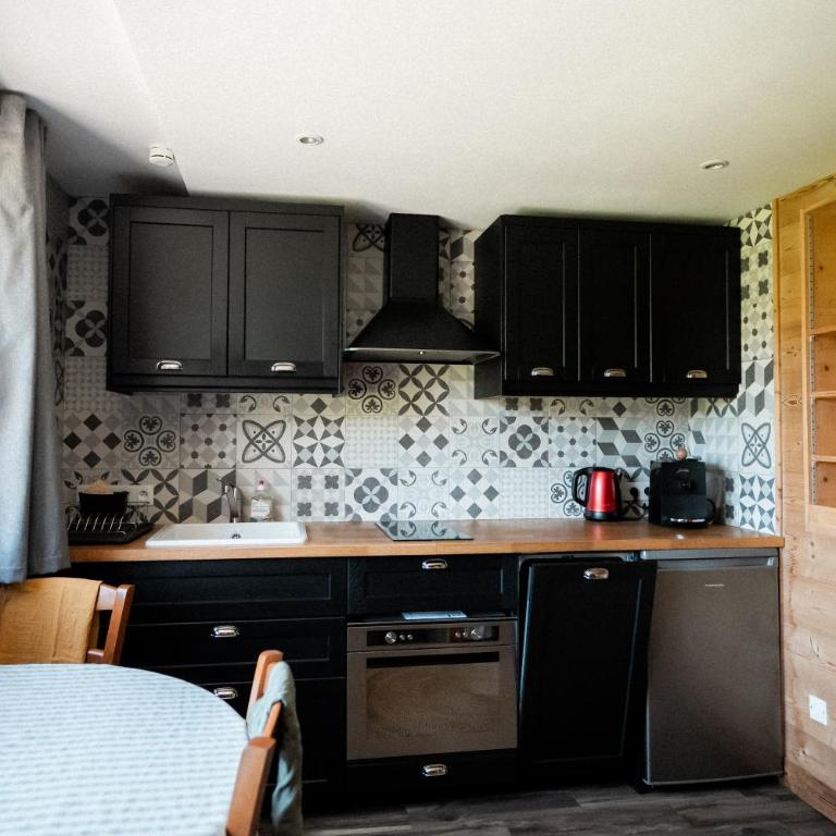 Le chalet d'en ô-Gîte et restaurant - Appartement - 3