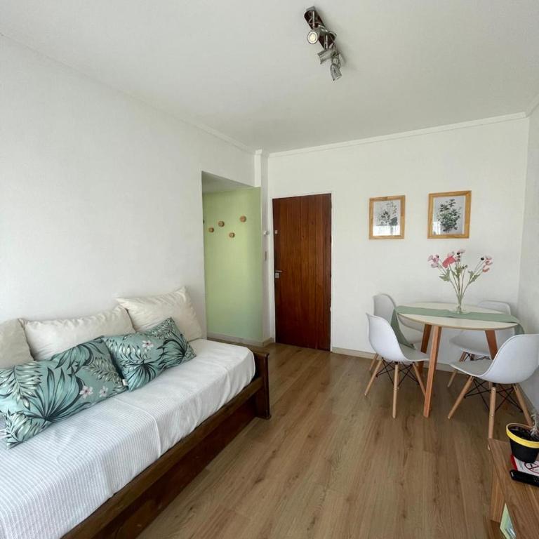 Luminoso depto en zona centro - Apartamento de 1 dormitorio - 11