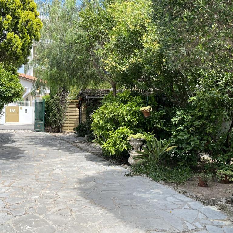 Fréjus Plage - 5mins à pied des plages - Maisonette avec jardin, 4p, au calme absolu - Casa con 1 Camera da Letto - 11