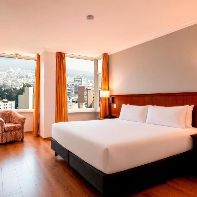 Mercure Alameda Quito - Superior King Suite - 2