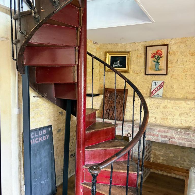 Belle demeure - Centre Ville - Maison 4 Chambres - 23