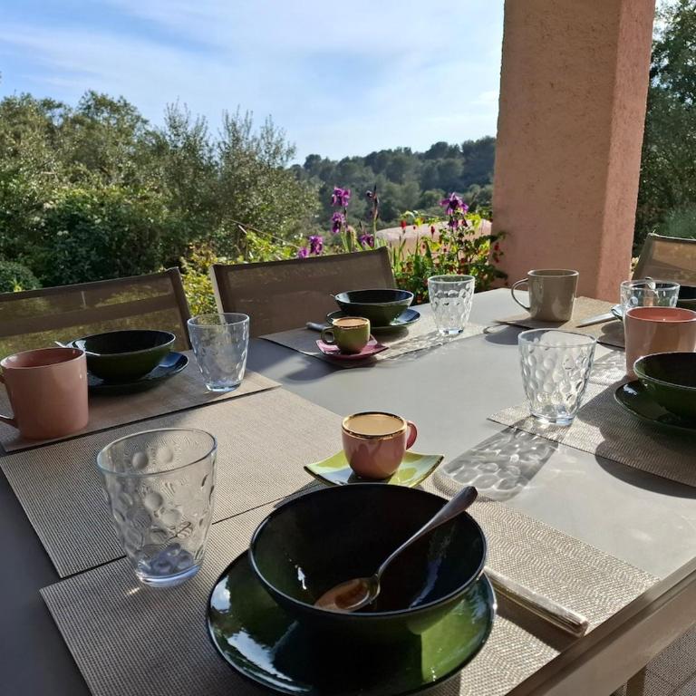 Villa les 3 sources d'Aiguebonne, Vue mer et Estérel, plages à pied - Villa - 46