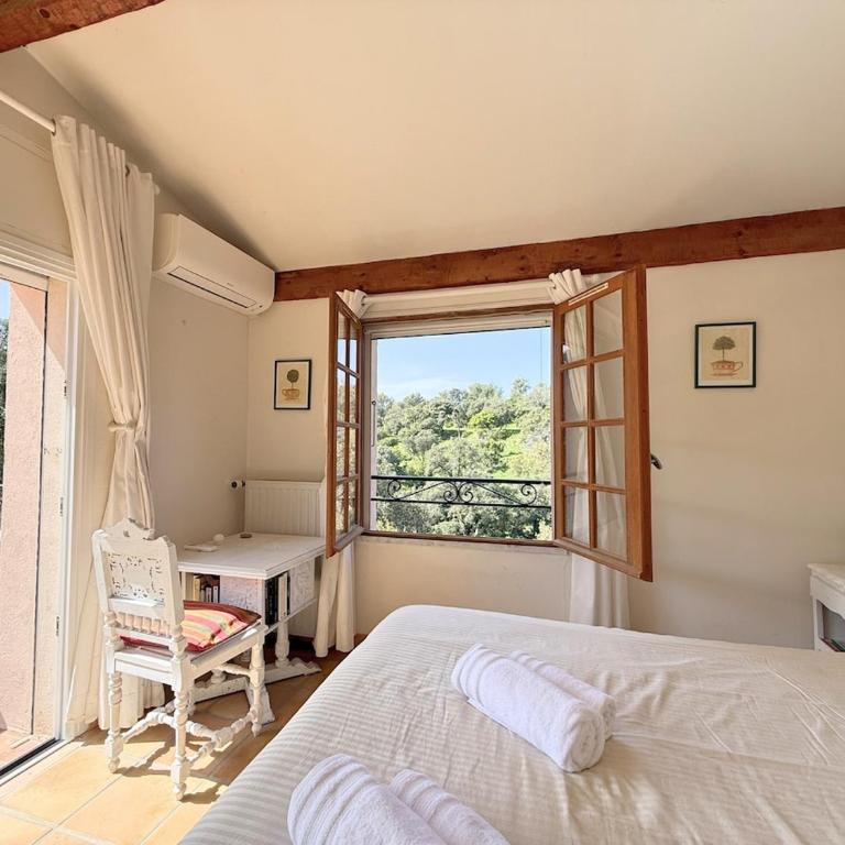 Villa les 3 sources d'Aiguebonne, Vue mer et Estérel, plages à pied - Villa - 27