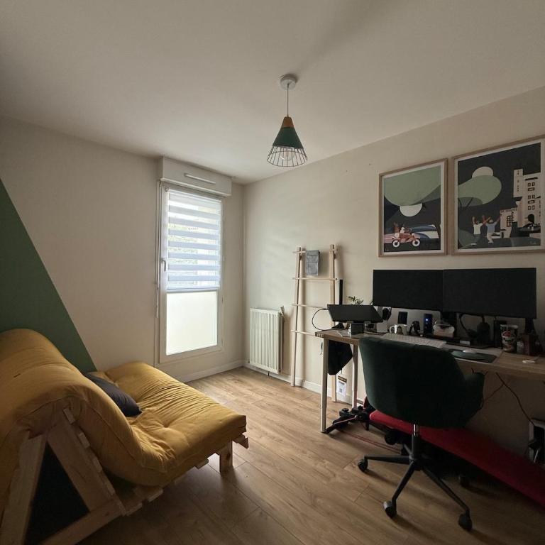 T3 Chartrons 4 Pers Terrasse Sud et Parking Privé - Two-Bedroom Apartment - 4