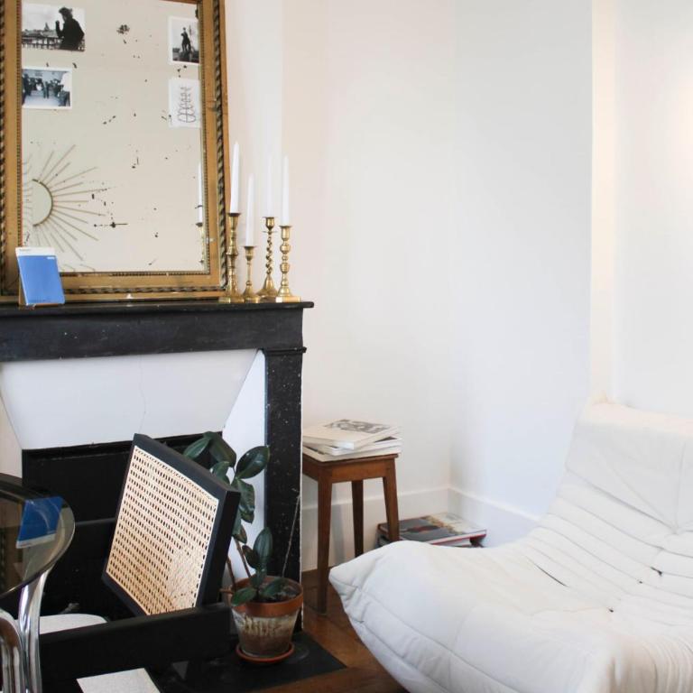 Charming Apartment Near Père Lachaise - Apartment - 2