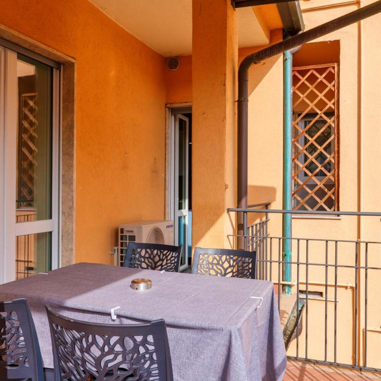 ATTICO CON TERRAZZA - Bergamo Station - Appartamento con 1 Camera da Letto - 25