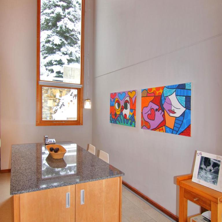 Kalasur Patagonia Apart Hotel - Apartamento Deluxe de 2 dormitorios con vistas al jardín - 1