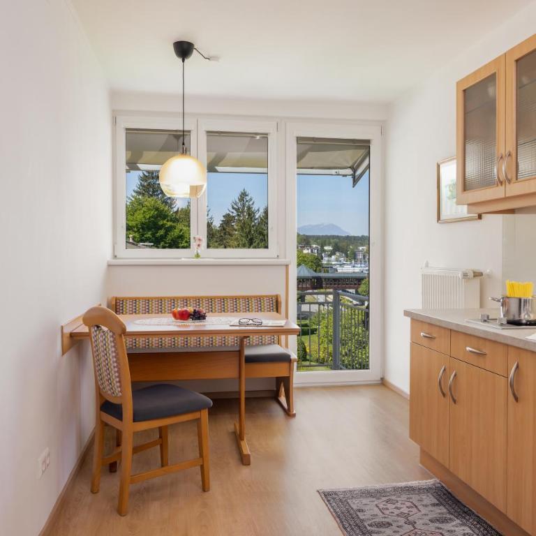Appartements Schwarzvilla - Apartment mit 1 Schlafzimmer und Balkon - 9