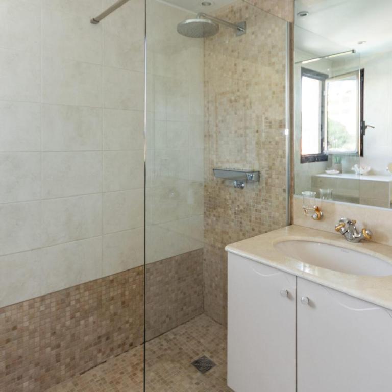 L'islette - Vue mer - Parking - Piscine - Appartement - 13