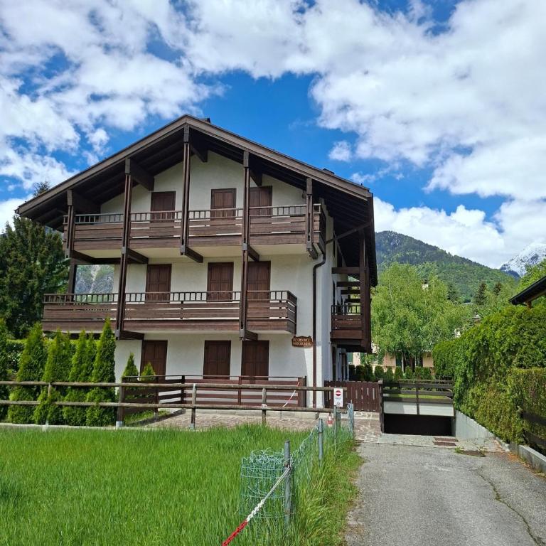 Rododendro Alpino Garden & Style in Pinzolo - Apartment with Garden View - 37