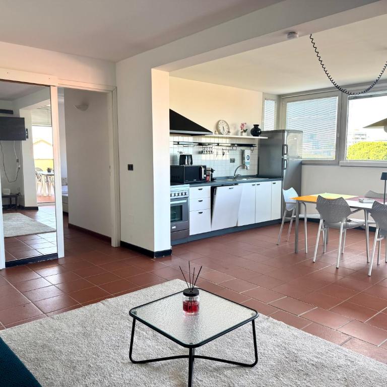 Central Sea View Penthouse - Lignano Sabbiadoro - Appartamento con 2 Camere da Letto - 18