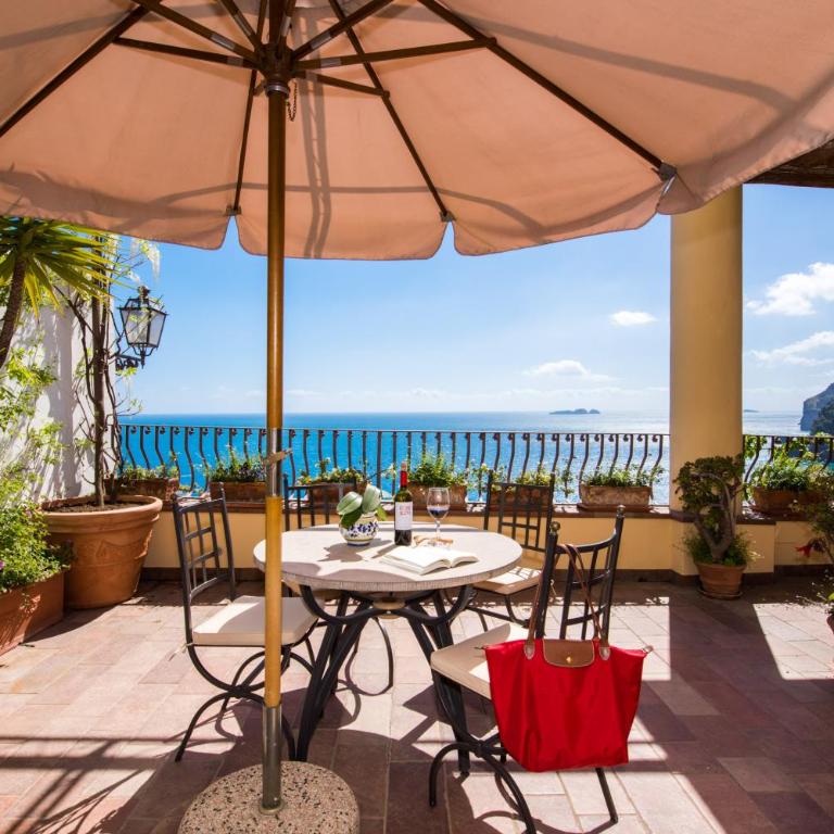 Albergo California - Camera Superior Matrimoniale/Doppia con Letti Singoli con Terrazza - 1