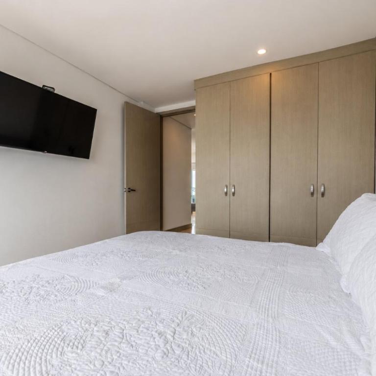 Spectacular apt with Ocean View, 28th Floor! - Apartment - 12