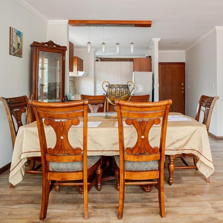 Amplio 3 Hab Frente al río Cerca Mall Del Alto - Three-Bedroom Apartment - 3