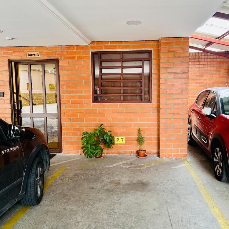 Amplio 3 Hab Frente al río Cerca Mall Del Alto - Three-Bedroom Apartment - 5