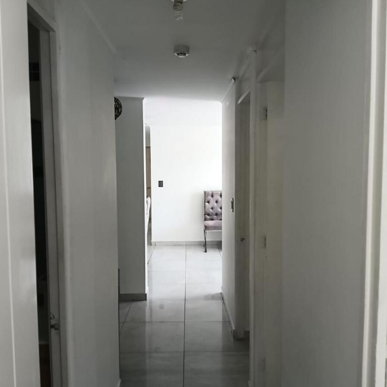 Departamento a 10 minutos de el aereopuerto en sona central - Apartamento de 3 dormitorios - 8