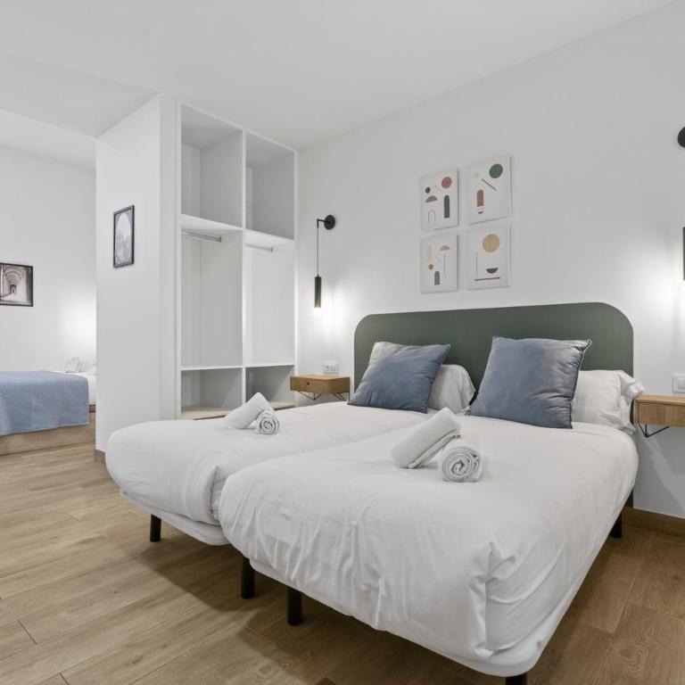 Triana Suite Apartament - Habitación Familiar - 14
