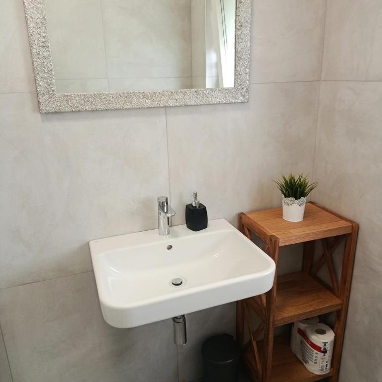 Viole Private Park - Brand New Apartment with a terrace - One-Bedroom Apartment - 14