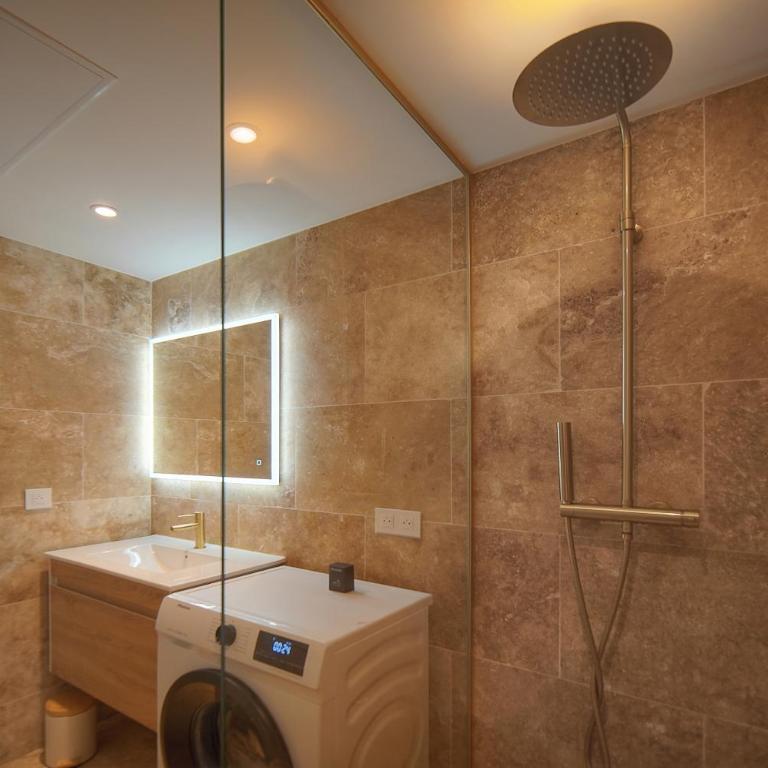 FRGK Private Townhouse HQ Walk to Palais Flexible 2 6 Bedrooms - Deluxe Villa - 20