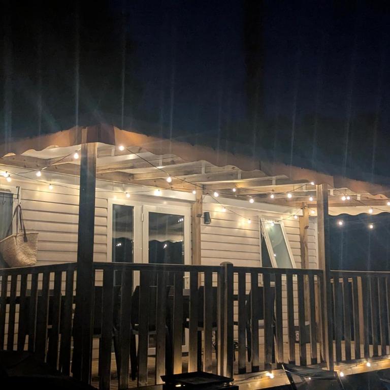 Mobil-home neuf suréquipé 6 pers 3 chambres à Lege Cap Ferret dans camping 4 étoiles avec piscine - Mobilheim - 2