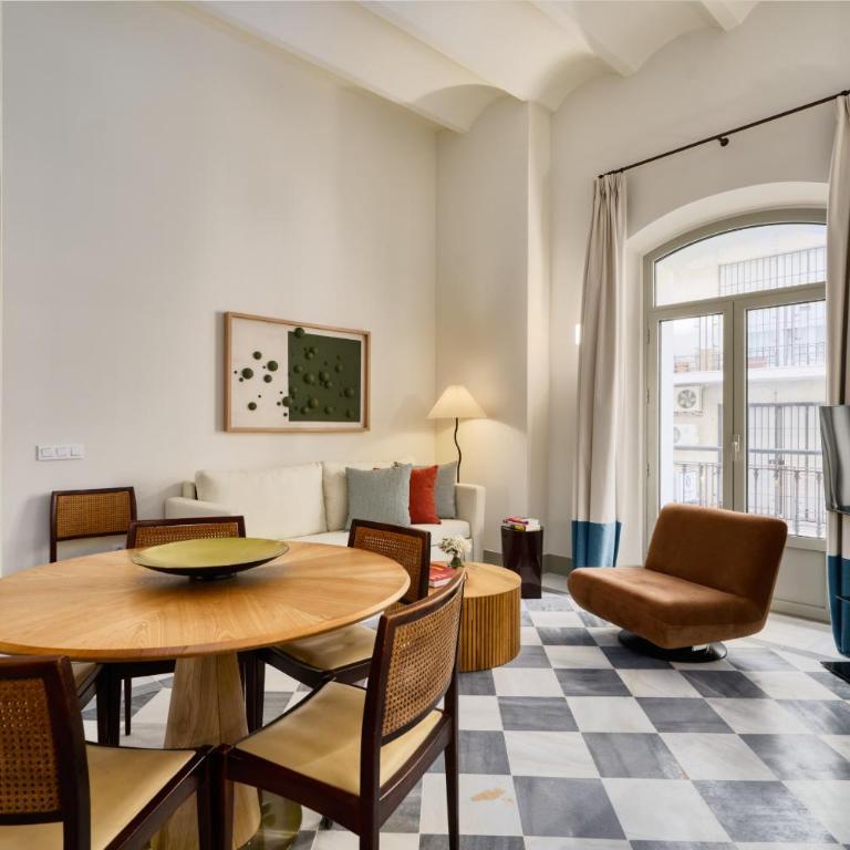 Luis de Vargas - Apartamento de 3 dormitorios - 2