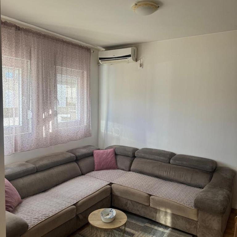 Stan na Zabjelo - Apartman sa 1 Spavaćom Sobom - 1