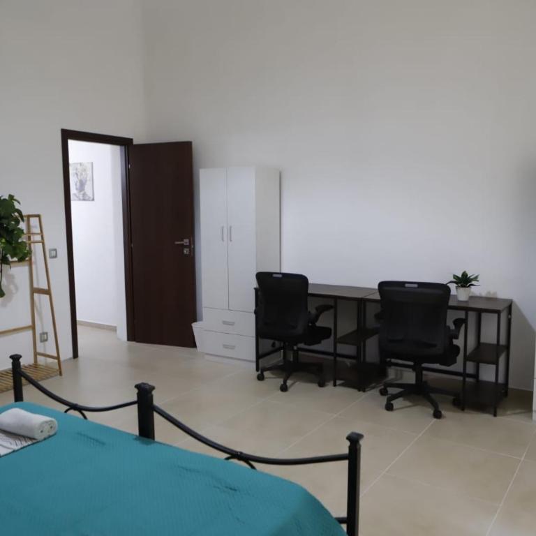 Mi Casa Es Tu Casa - Two-Bedroom Apartment - 27