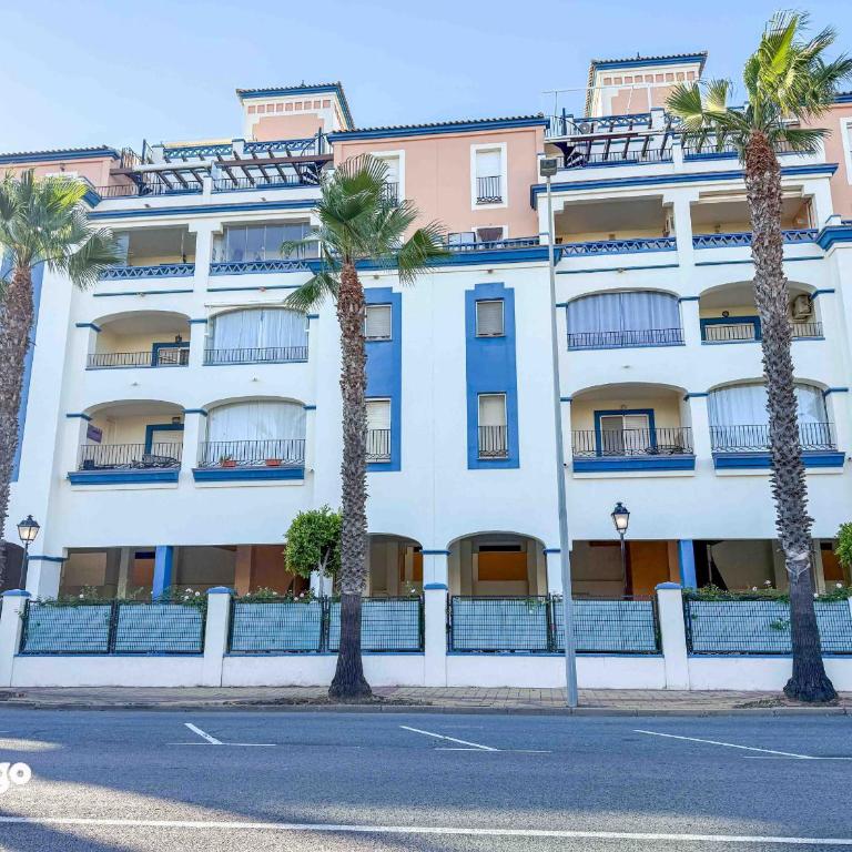 Bright 2 bedrooms Apartment - Marina II - HAR01 - Two-Bedroom Apartment with Balcony - 13
