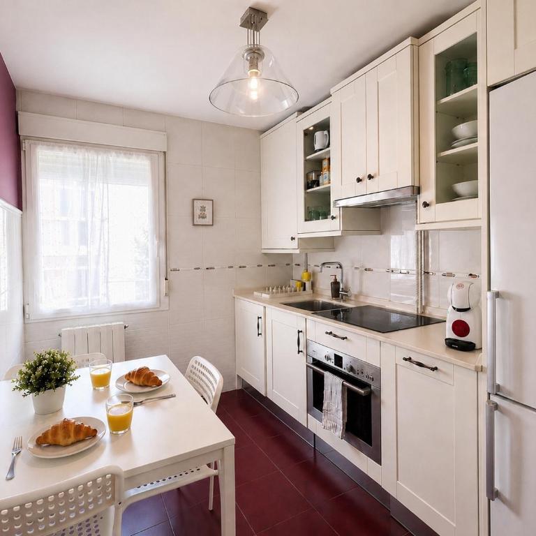 Cálido y acogedor en el centro de Burgos con Parking privado - Apartamento de 2 dormitorios - 16